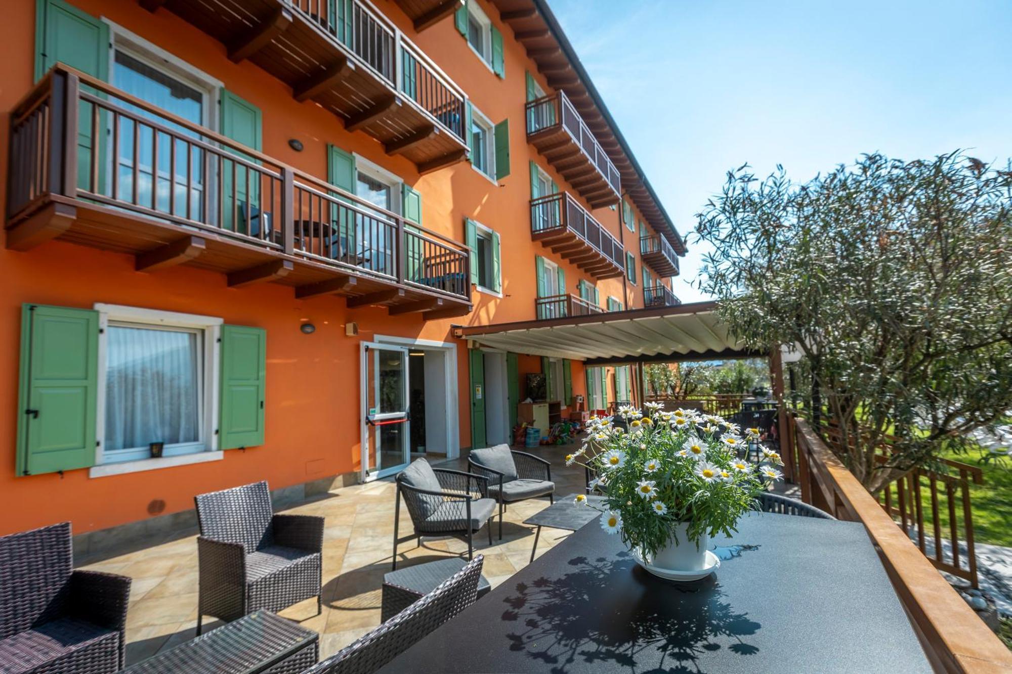 Residence Filanda Riva del Garda Bagian luar foto