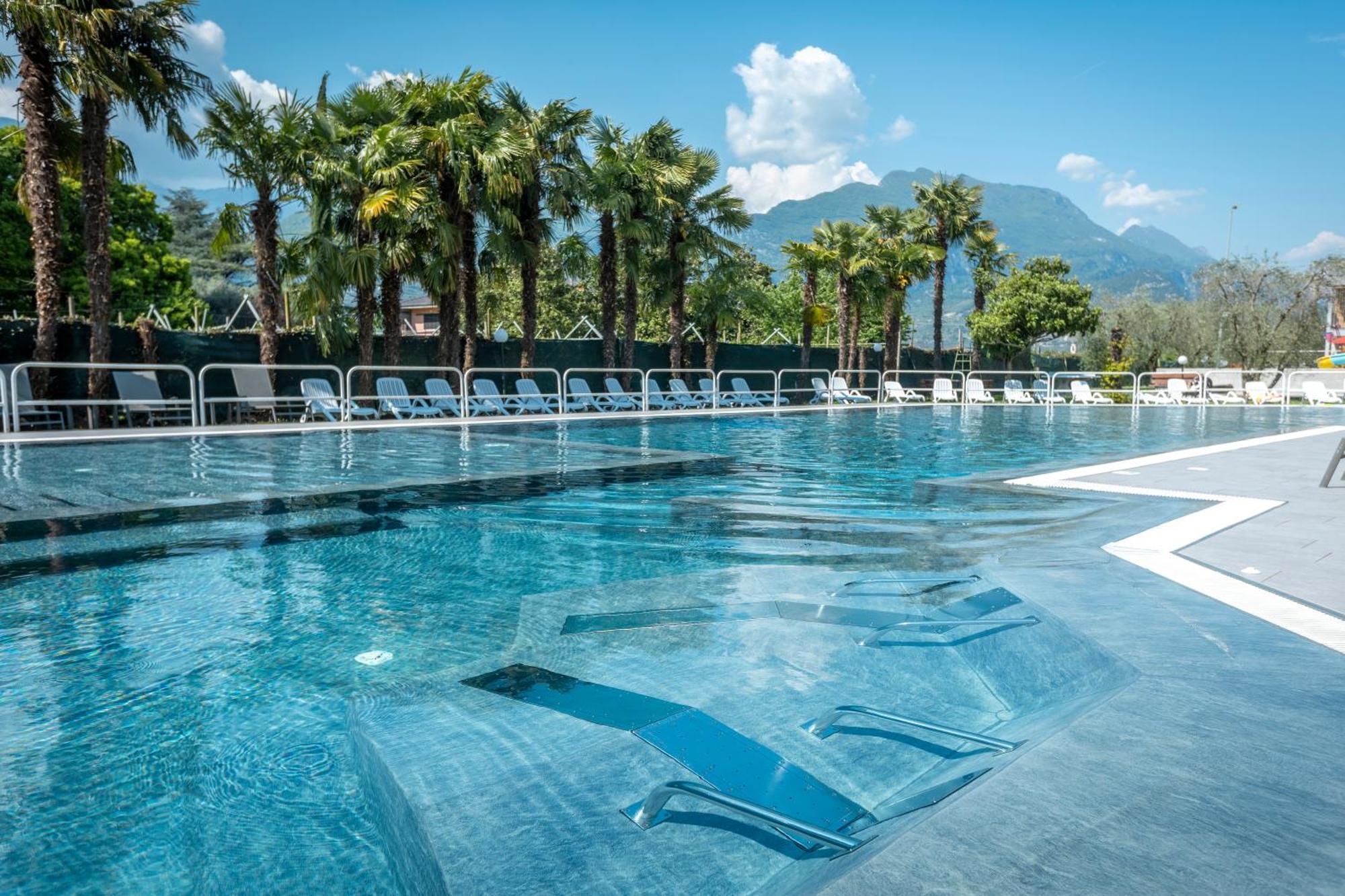 Residence Filanda Riva del Garda Bagian luar foto