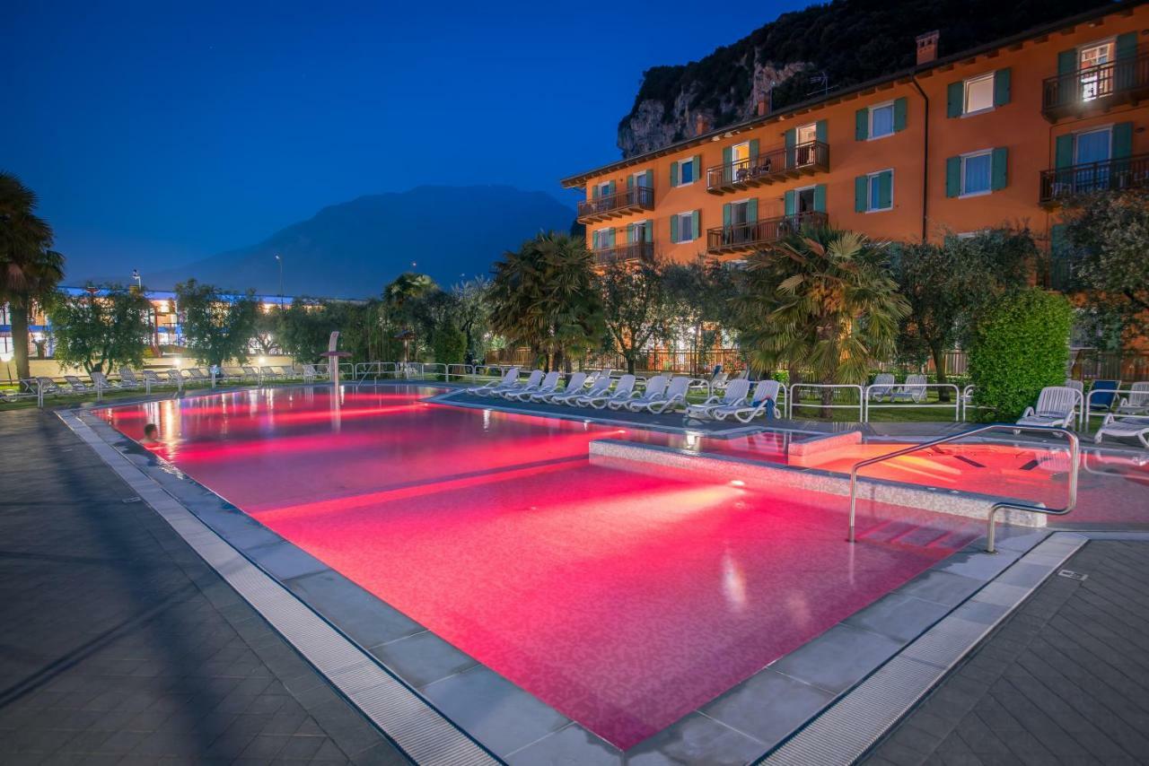 Residence Filanda Riva del Garda Bagian luar foto